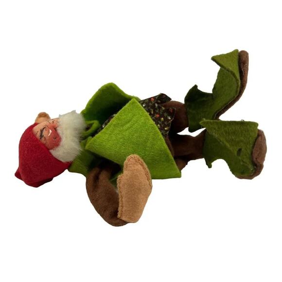 Annalee Mobilitee Vintage Christmas Gnome Elf Red Hat Green Vest Poseable 1971 - Picture 5 of 8